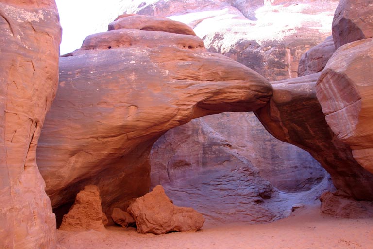 Sand Dune Arch